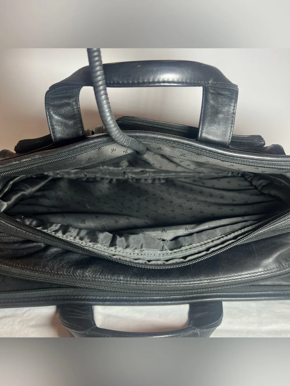 Tumi Alpha Large Expandable Computer Briefcase Black Nappa Leather (#96141D4)